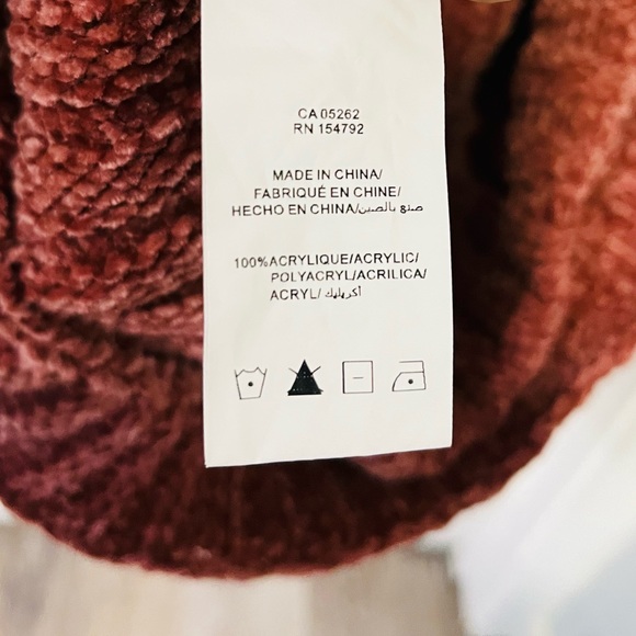 Cardigan - Picture 5 of 5